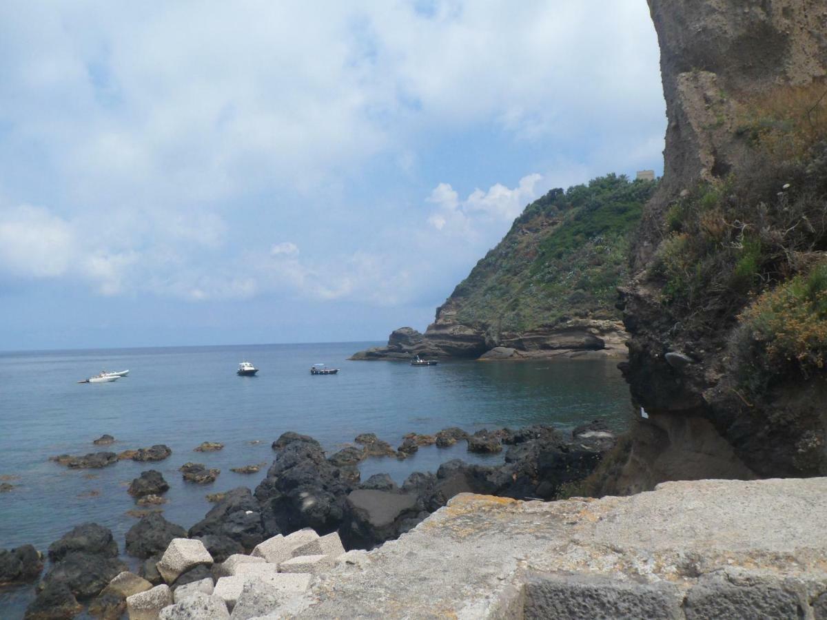 Di Antonia